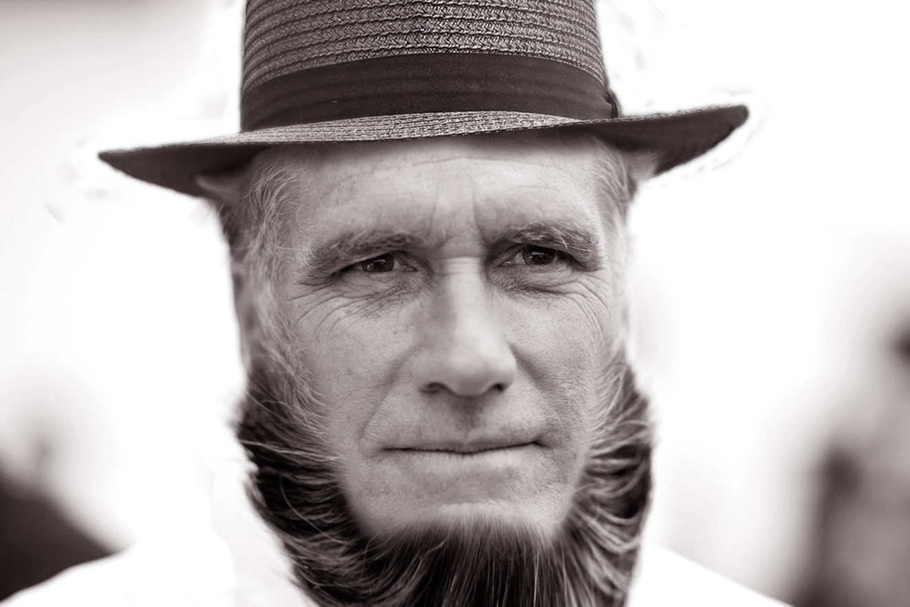 Tapered Chin Curtain Defined Edges No Mustache