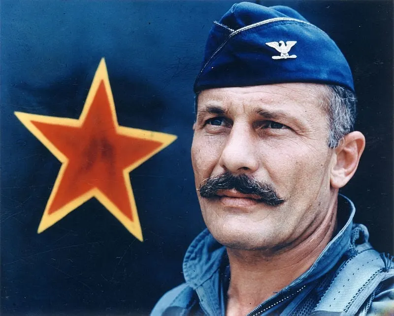 Col_Robin_Olds_epic_mustache