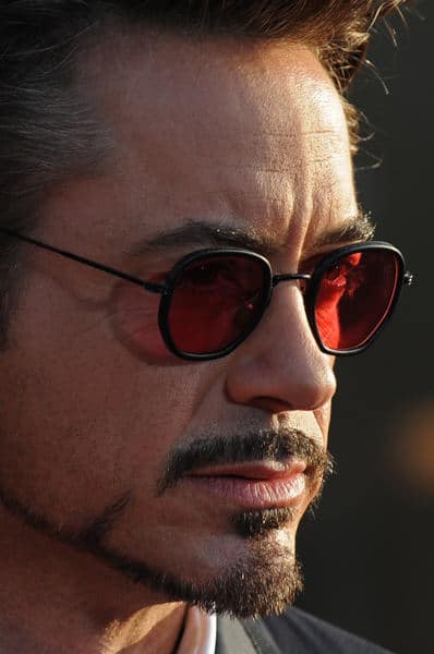 tony stark facial hair