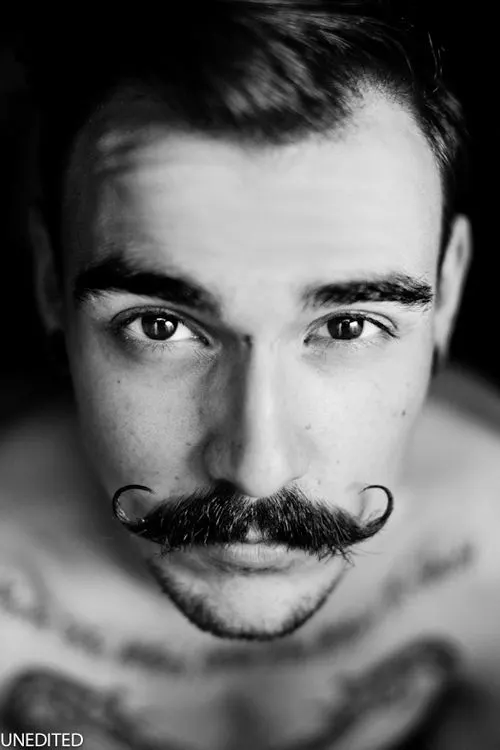 handlebar mustache for men