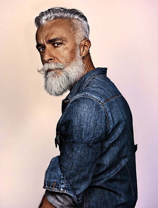 These 6 White Beard Styles Are Totally A Hit in 2020