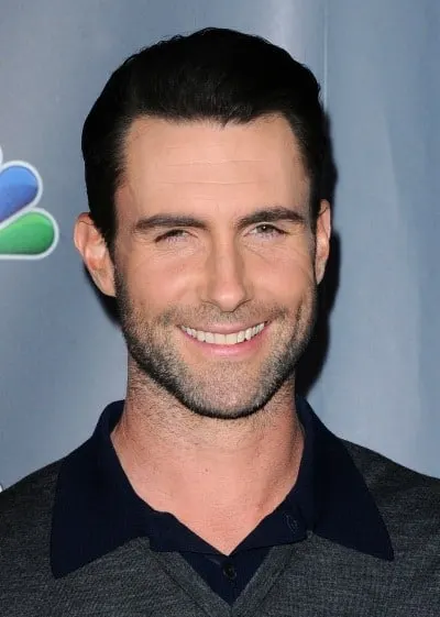 Adam Levine 5 o'clock shadow beard