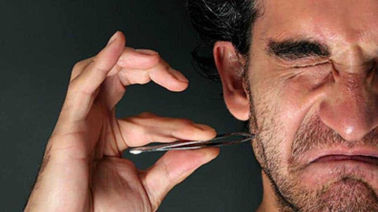 Ingrown Facial Hair Guide: Causes, Do’s & Don’ts