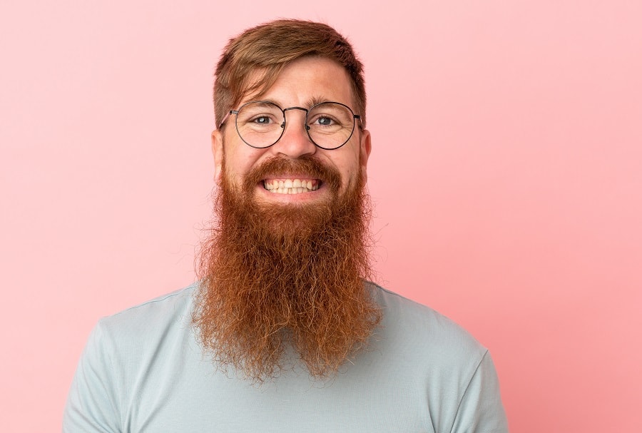 French fork beard for guy with glasses