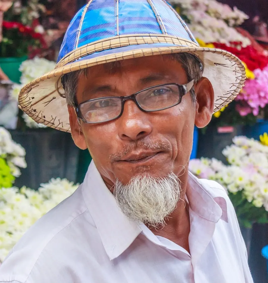 goatee beard with thin mustache