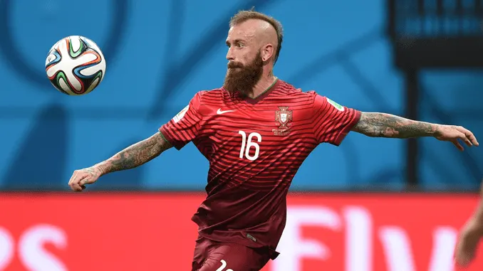 6 - PORTUGAL - Raul Meireles