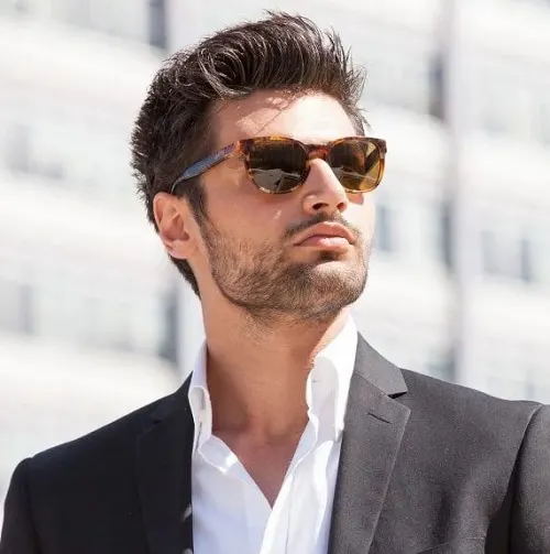 style with uneven beard