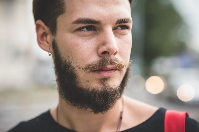 guy with hipster beard 