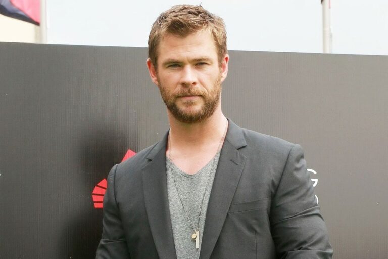 Chris Hemsworth Beard Styles