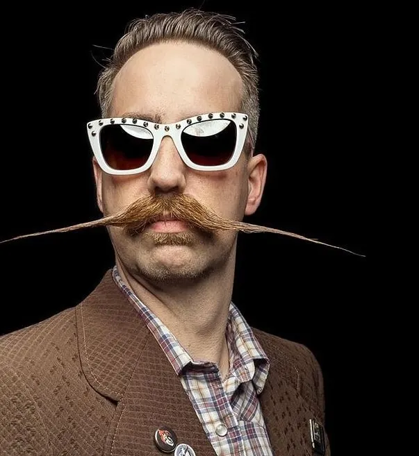 styling an english mustache