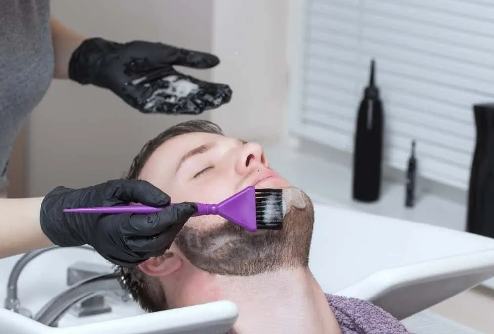 Best Way to Apply Beard Dye Without Staining Your Skin