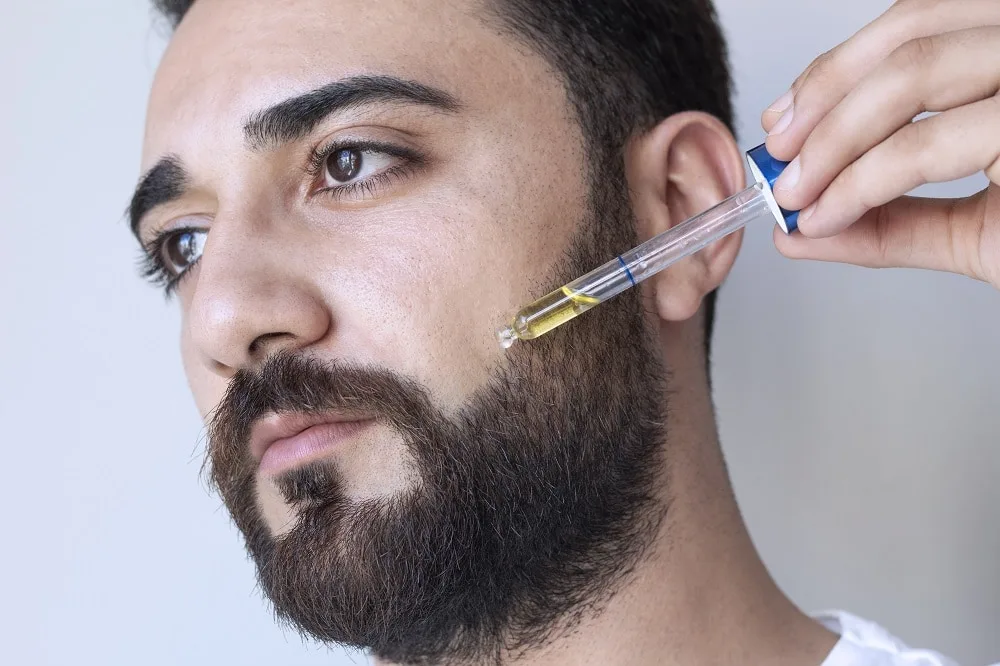 Beard Oil to Prevent Dry skin Under Beard