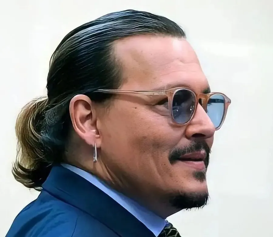 johnny depp facial hair