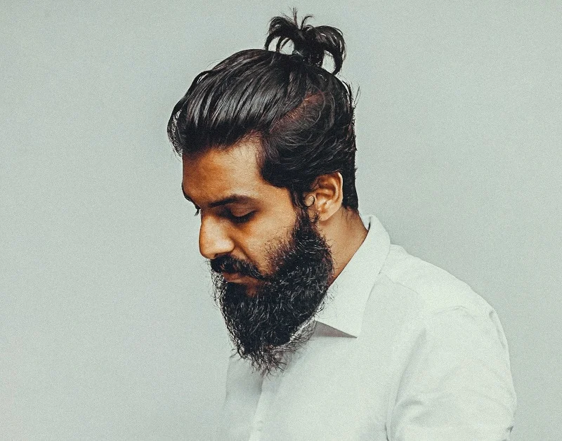 Ponytail with Untrimmed Long Beard