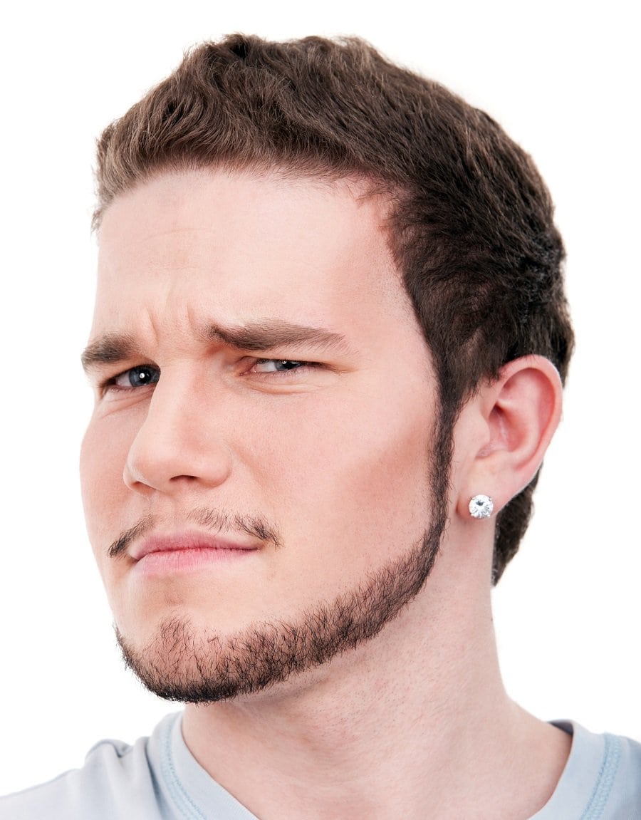 chinstrap beard for triangle face