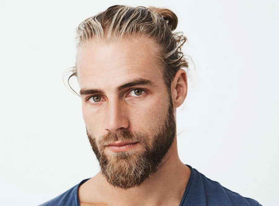 man bun and beard for triangle face