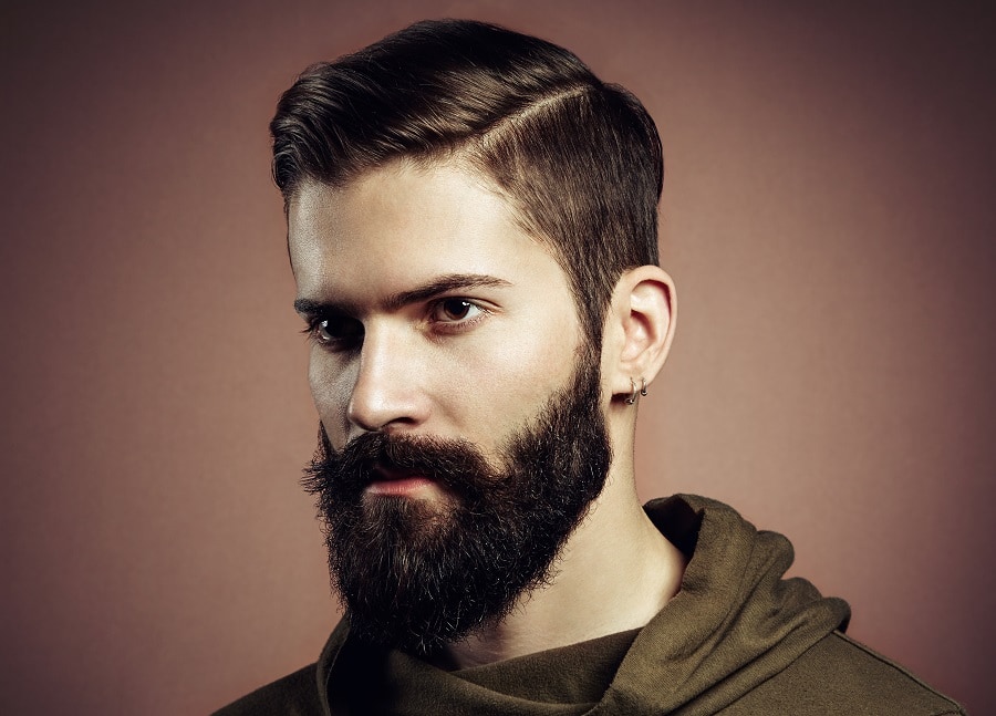Beard and Hair Style: Finding the Right Balance for Your Face Shape - wide 5