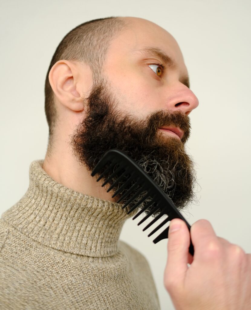 how to comb your beard
