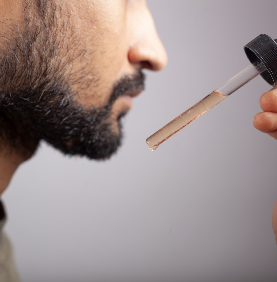 how to use Minoxidil for beard growth