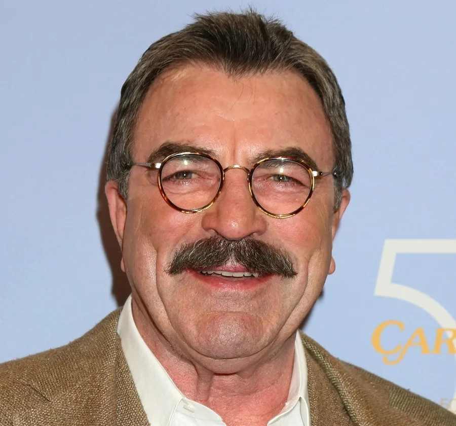 old actor Tom Selleck mustache