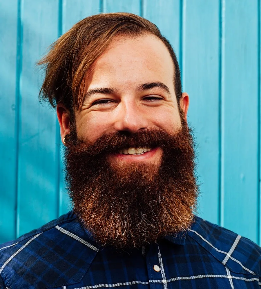 rounded bushy beard