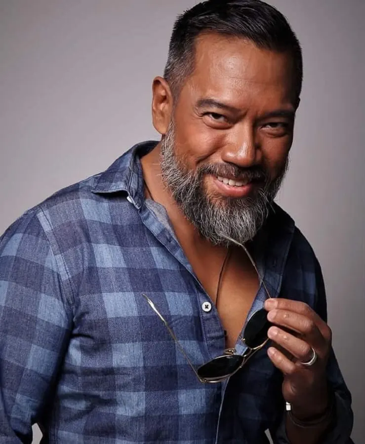 salt and pepper Filipino beard