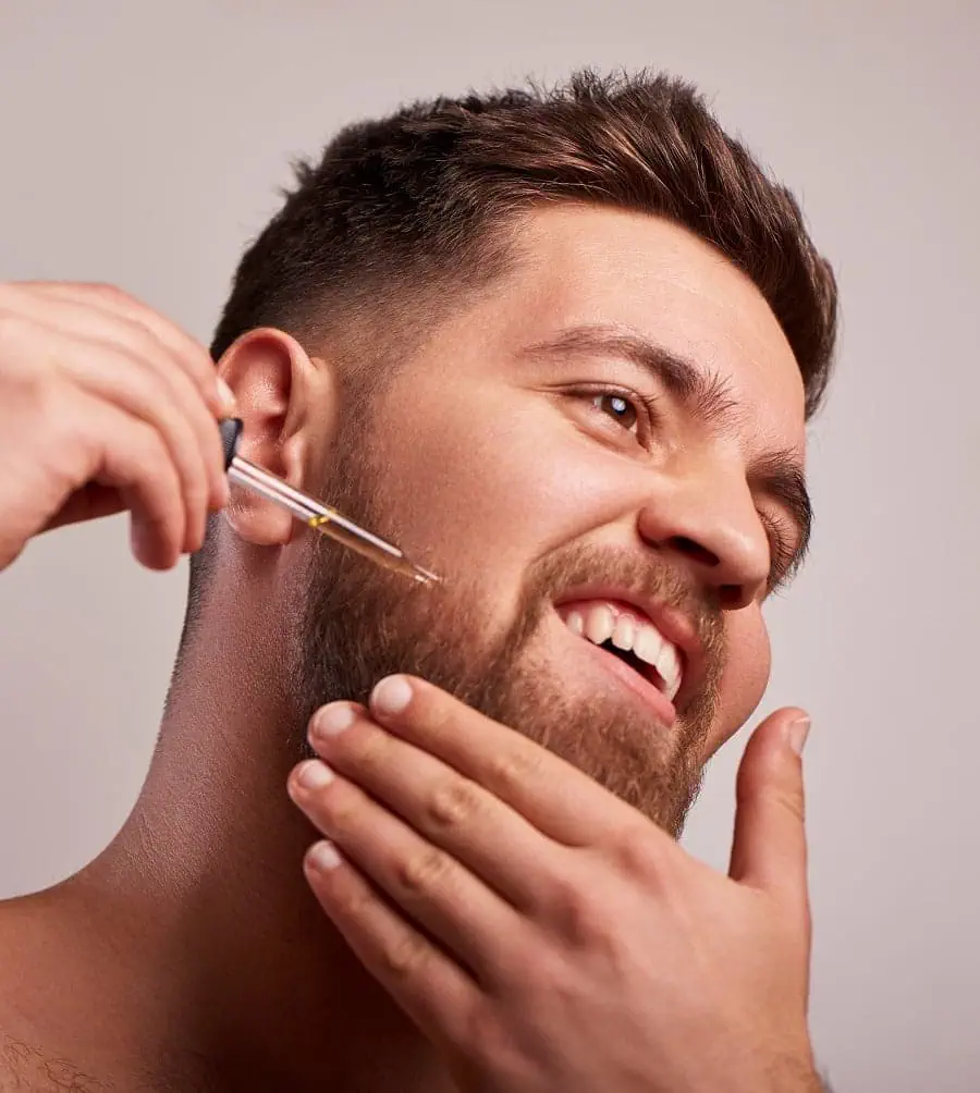 Short Full Beard Beard Oil Dropper Application