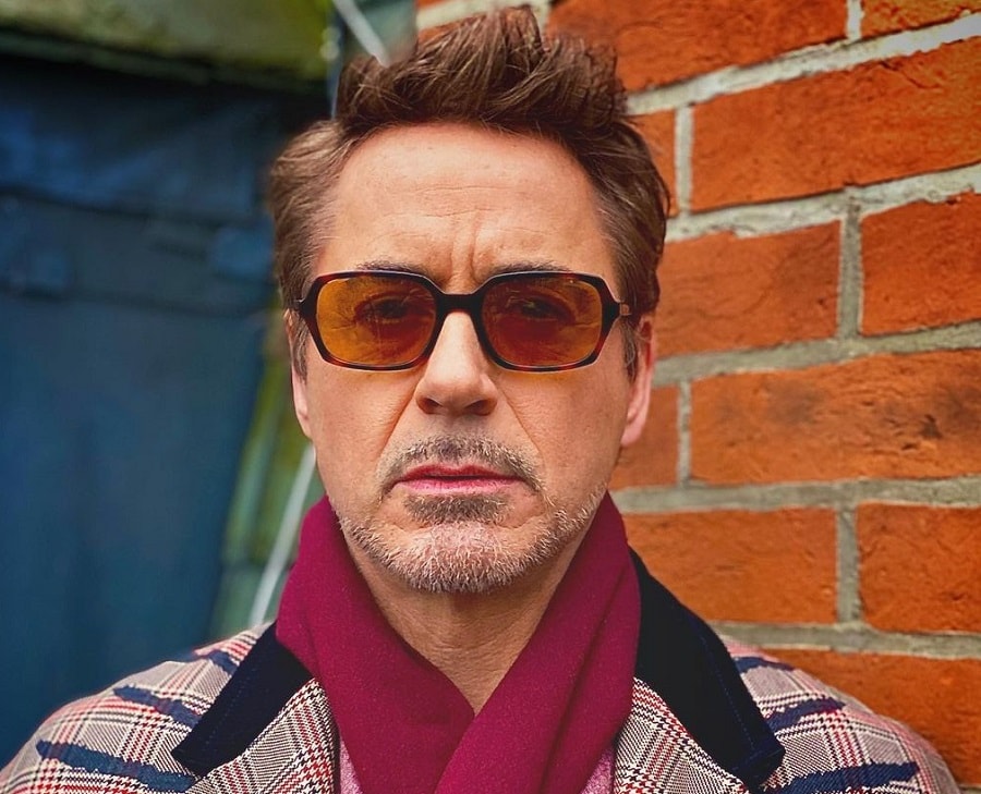Robert Downey Jr. with anchor beard