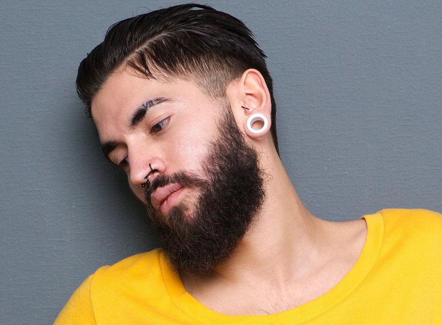 choosing pointed beard style for men