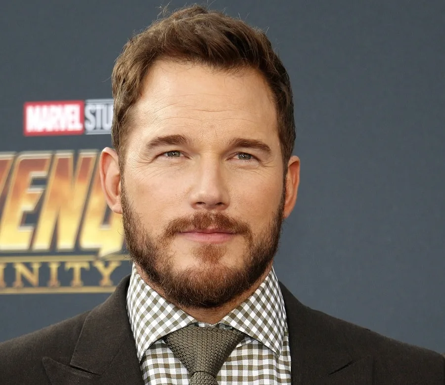 over 40 actor Chris Pratt with short 7mm beard